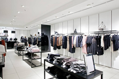 精選服裝店收銀系統，賦能箱包銷售高效管理